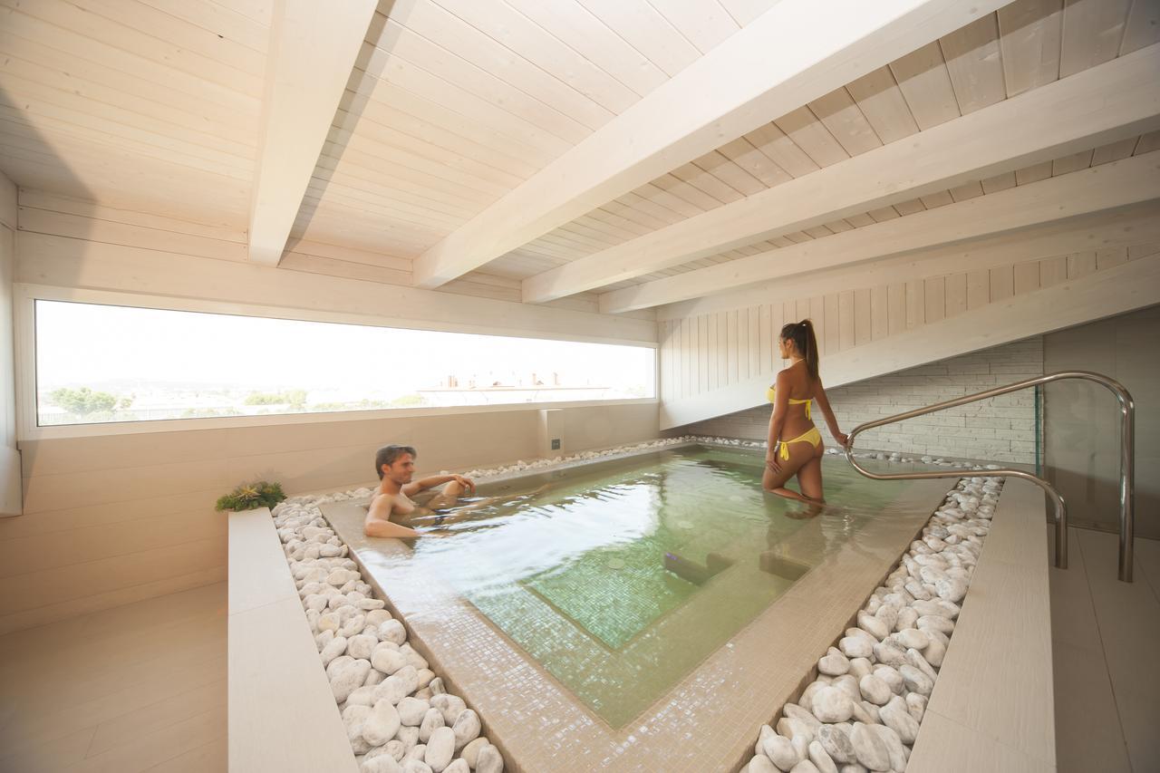 Hotel Aquila Azzurra Rimini Buitenkant foto