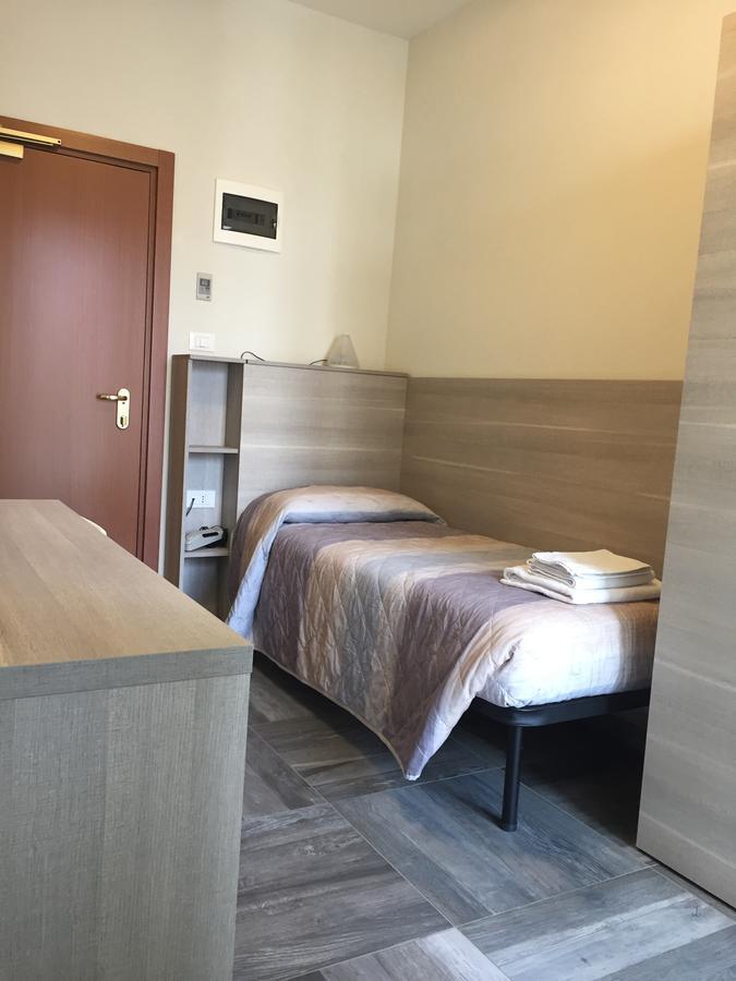 Hotel Aquila Azzurra Rimini Buitenkant foto