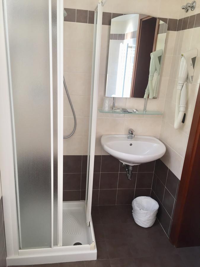 Hotel Aquila Azzurra Rimini Buitenkant foto